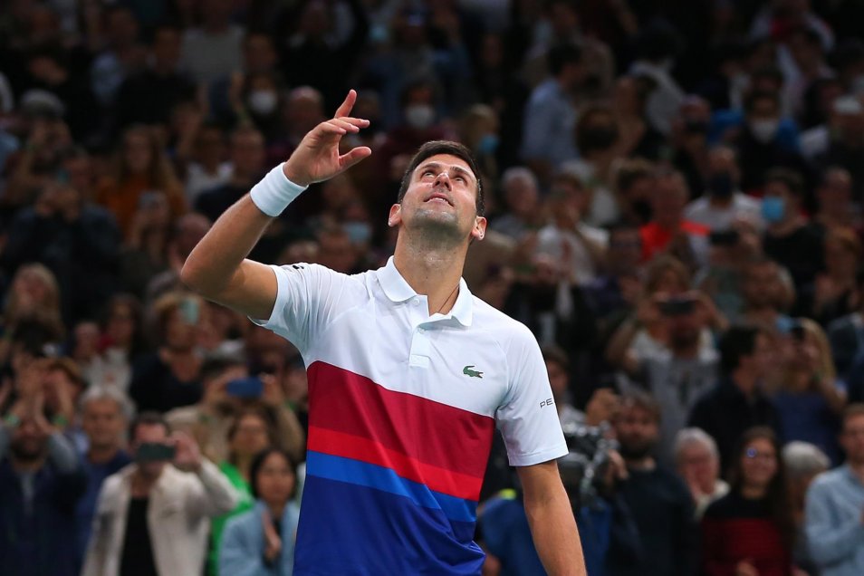 Novak Djokovic terminará 2021 como número uno del mundo tras avanzar a la final en París