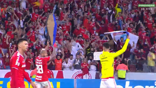 Jugadores de Inter mostraron “ataúdes” de Gremio y se armó un escándalo en el clásico