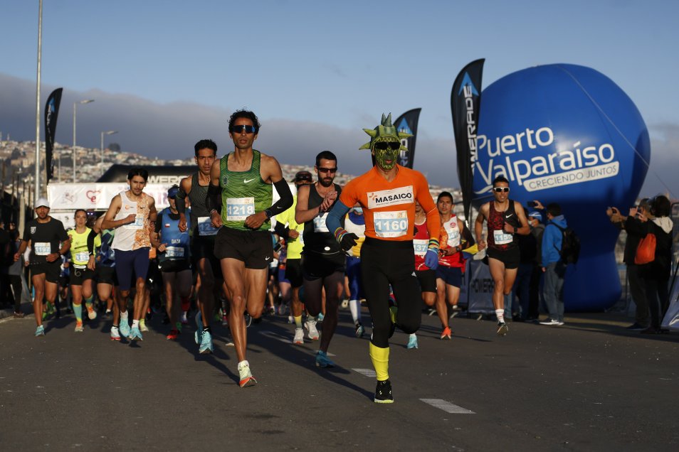 El Medio Maratón Valparaíso-Viña tuvo masiva participación