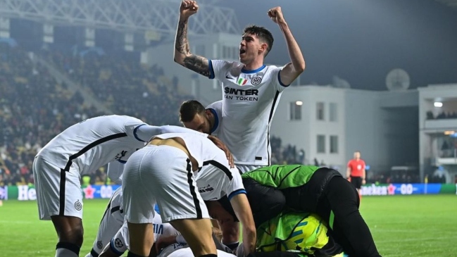 Inter de Alexis y Vidal visita a AC Milan en el Derby della Madonnina