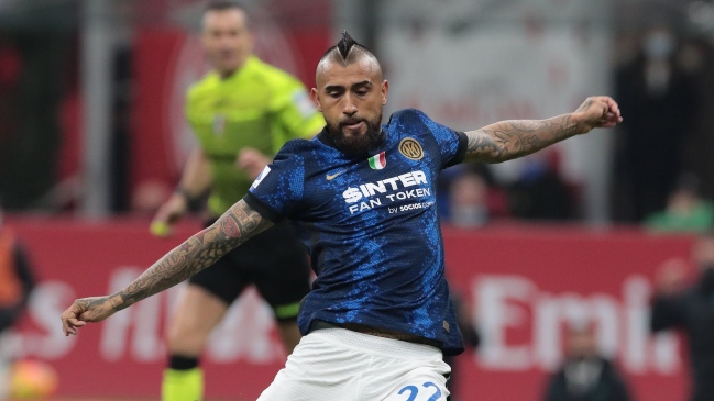 Arturo Vidal y Alexis Sánchez vieron acción en empate de Inter ante AC Milan en el clásico