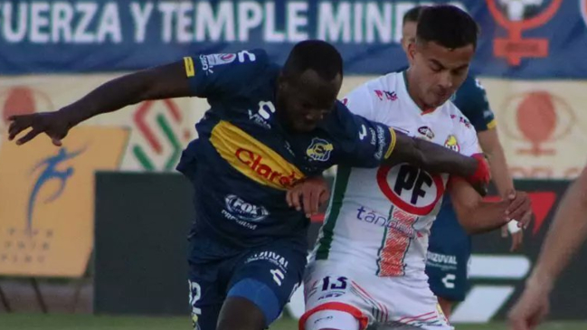 Everton rescató un valioso empate ante Cobresal en su lucha por clasificar a la Copa Sudamericana