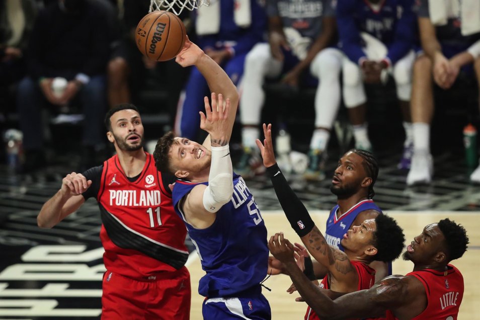Los Clippers batieron a los Blazers en duelo de contendores en la NBA