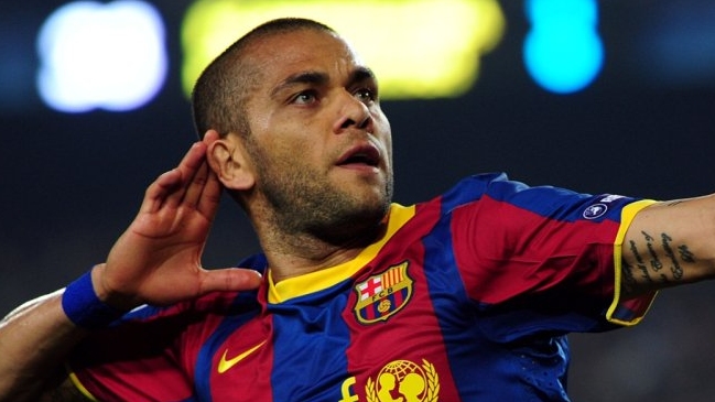 Dani Alves afina su regreso a FC Barcelona