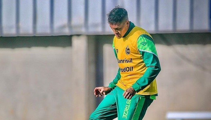 En Brasil aseguraron que Juventude analiza rescindir contrato de Nicolás Castillo