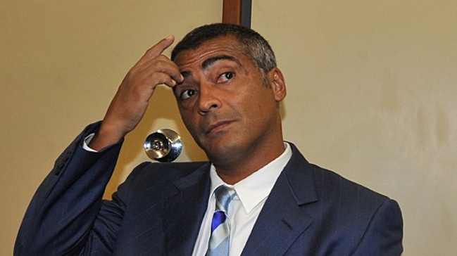Romario se convirtió en el primer ex deportista brasileño en presidir el Congreso Nacional