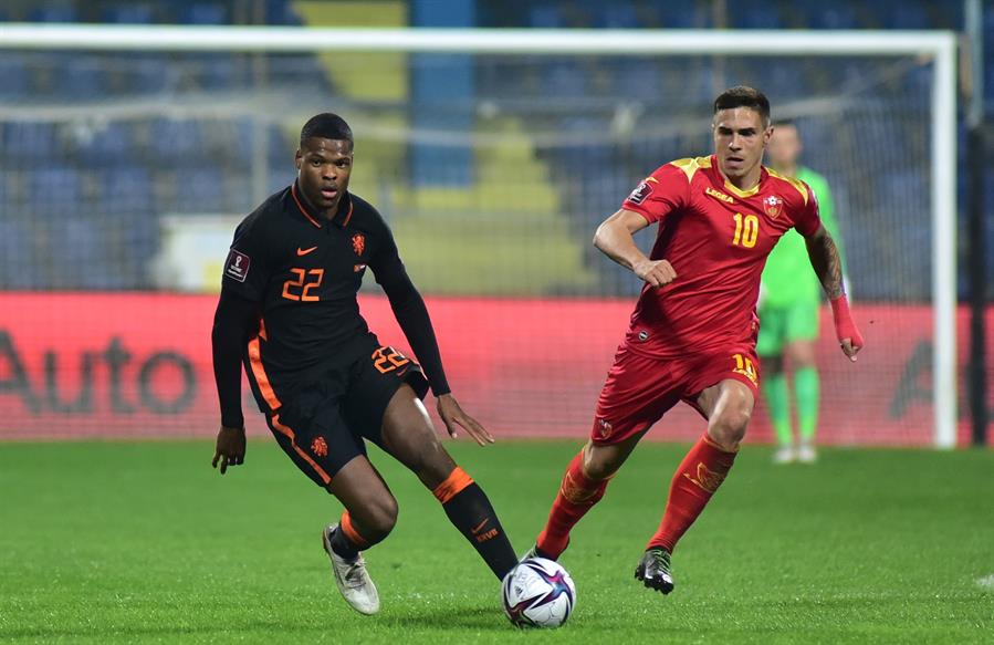Países Bajos se enredó con Montenegro y complicó su camino al Mundial