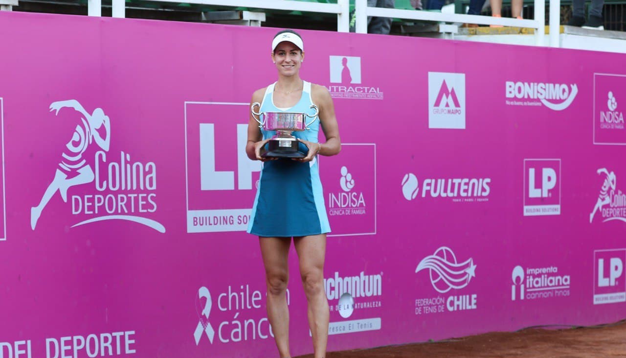 La húngara Anna Bondar derribó a Verónica Cepede y ganó la Copa LP Chile
