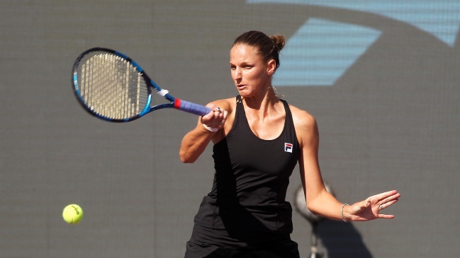Karolina Pliskova tumbó a Barbora Krejcikova y se acercó a la semifinal de la WTA Finals