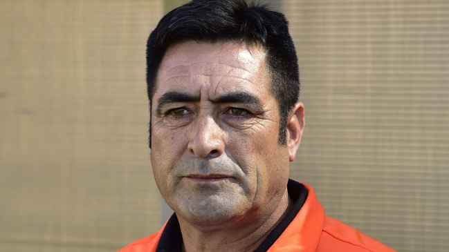 Nelson Tapia se abrió a la opción de dirigir a U. de Chile: La voy a dejar andando