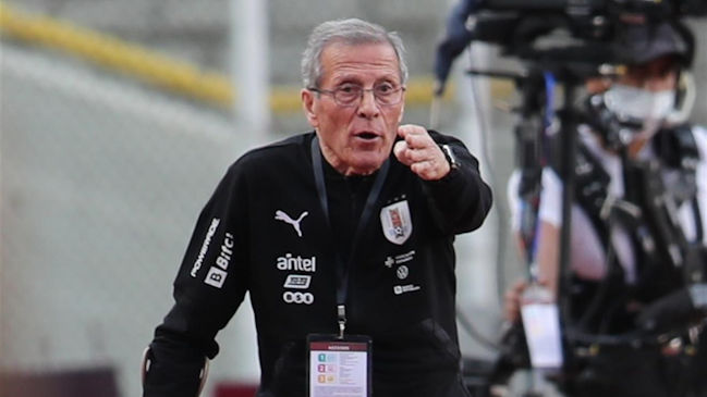 Oscar Tabárez descartó renunciar a la banca de Uruguay: No voy a irme tirando la toalla