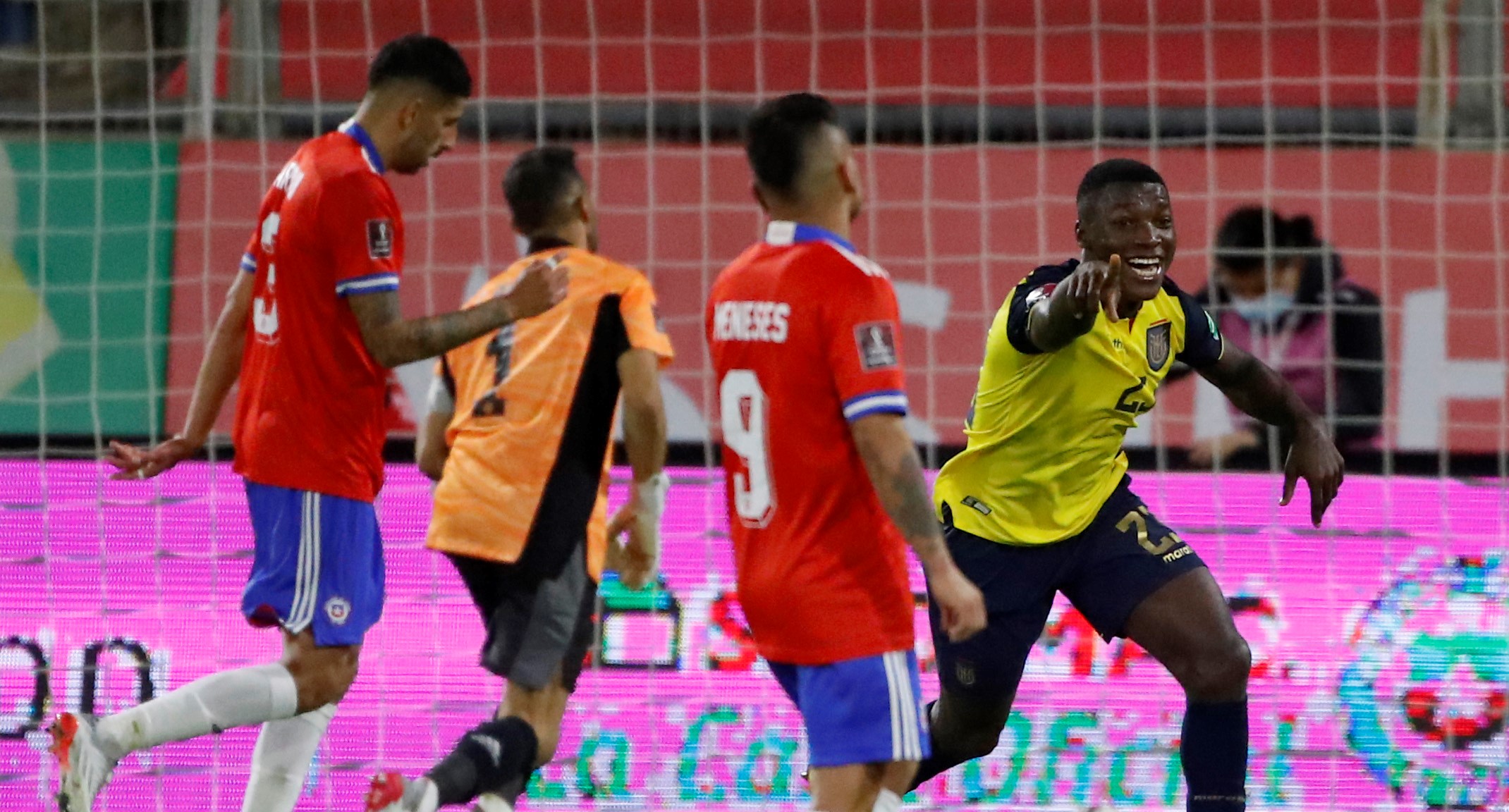 La Roja tuvo una noche fatídica ante Ecuador y salió de la zona de clasificación a Qatar 2022