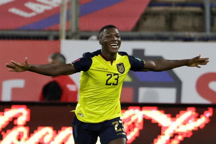 Moisés Caicedo sentenció la suerte de Chile ante Ecuador en Clasificatorias con un potente remate