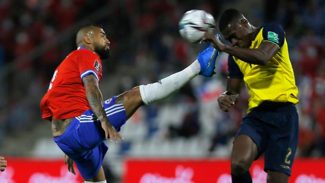 Prensa italiana hizo eco de la expulsión de Vidal: Una patada voladora enloquecida