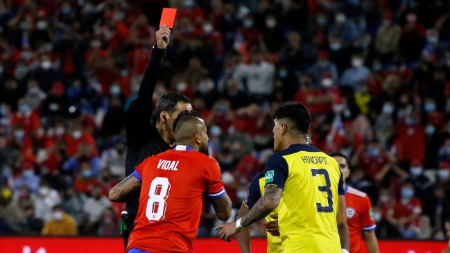 La férrea defensa de Johnny Herrera a Vidal: Fue un accidente, no tuvo intención de pegar