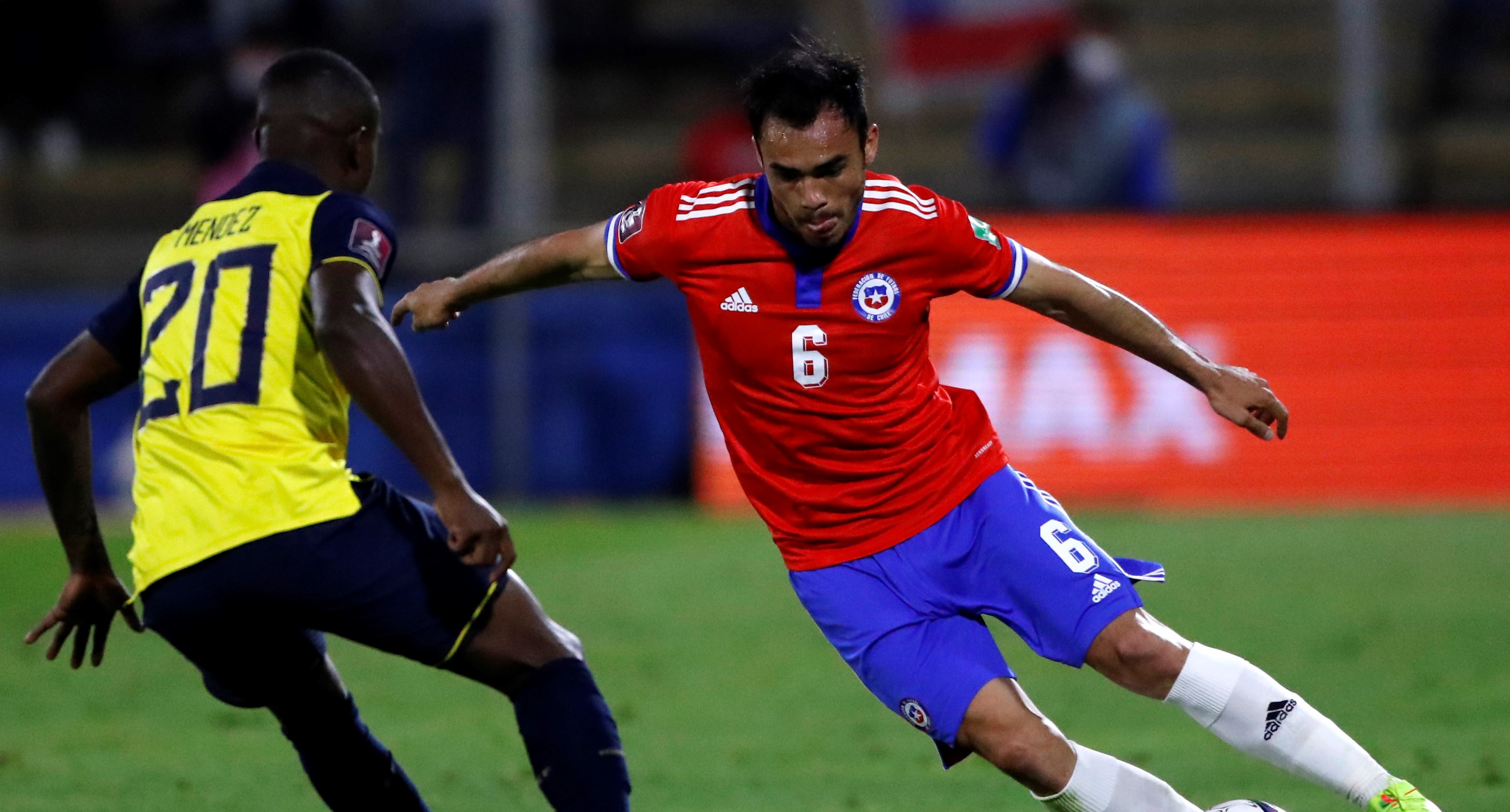 Rodrigo Pérez destacó nivel de Gabriel Suazo ante Ecuador: Mostró mucho carácter