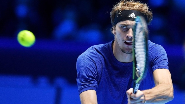 Alexander Zverev se metió entre los cuatro mejores en Turín tras vencer a Hurkacz