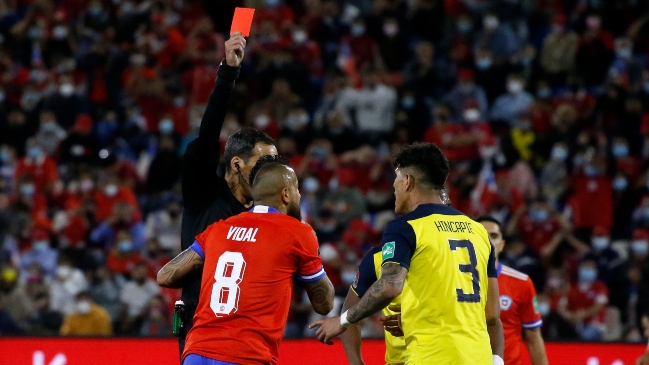 Pablo Milad adelantó que buscarán rebajar castigo por expulsión de Arturo Vidal