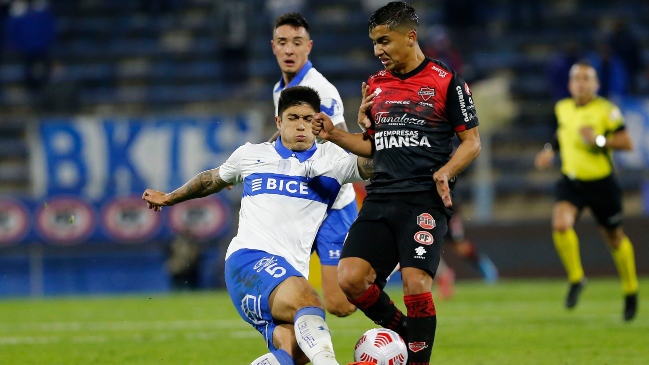 Universidad Católica y Ñublense definen el título de la Supercopa 2021