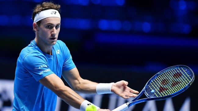 Casper Ruud derrotó a Andrey Rublev y avanzó en las Finales de la ATP