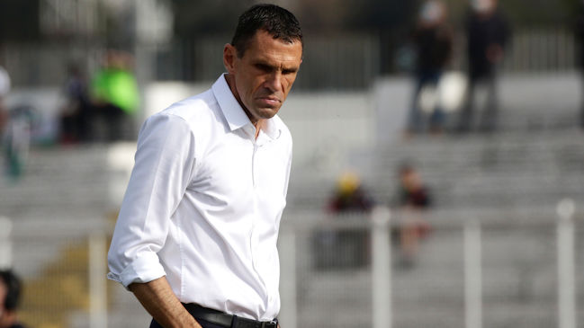 Gustavo Poyet envió sus felicitaciones a la UC tras la conquista de la Supercopa