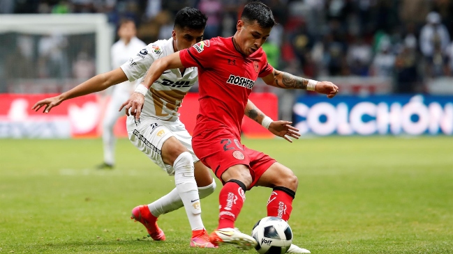 Claudio Baeza vio acción en eliminación de Toluca ante Pumas en la liga mexicana
