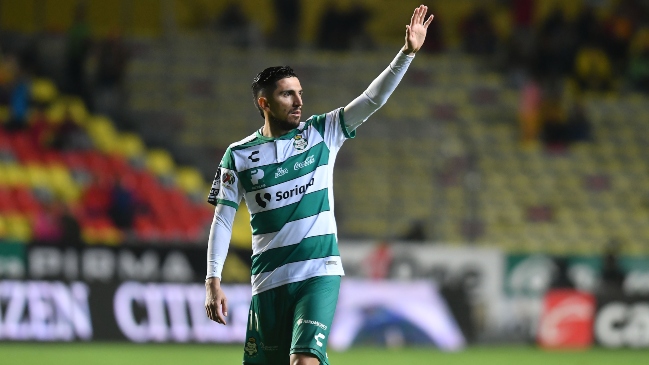 Ex mundialista mexicano se deshizo en loas a Diego Valdés: Eres un mago