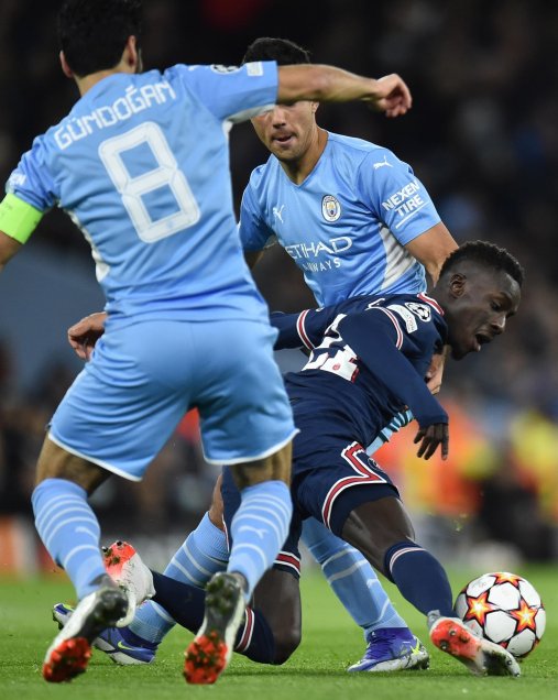 PSG sucumbió ante la intensidad de Manchester City y se fue con derrota del Etihad Stadium