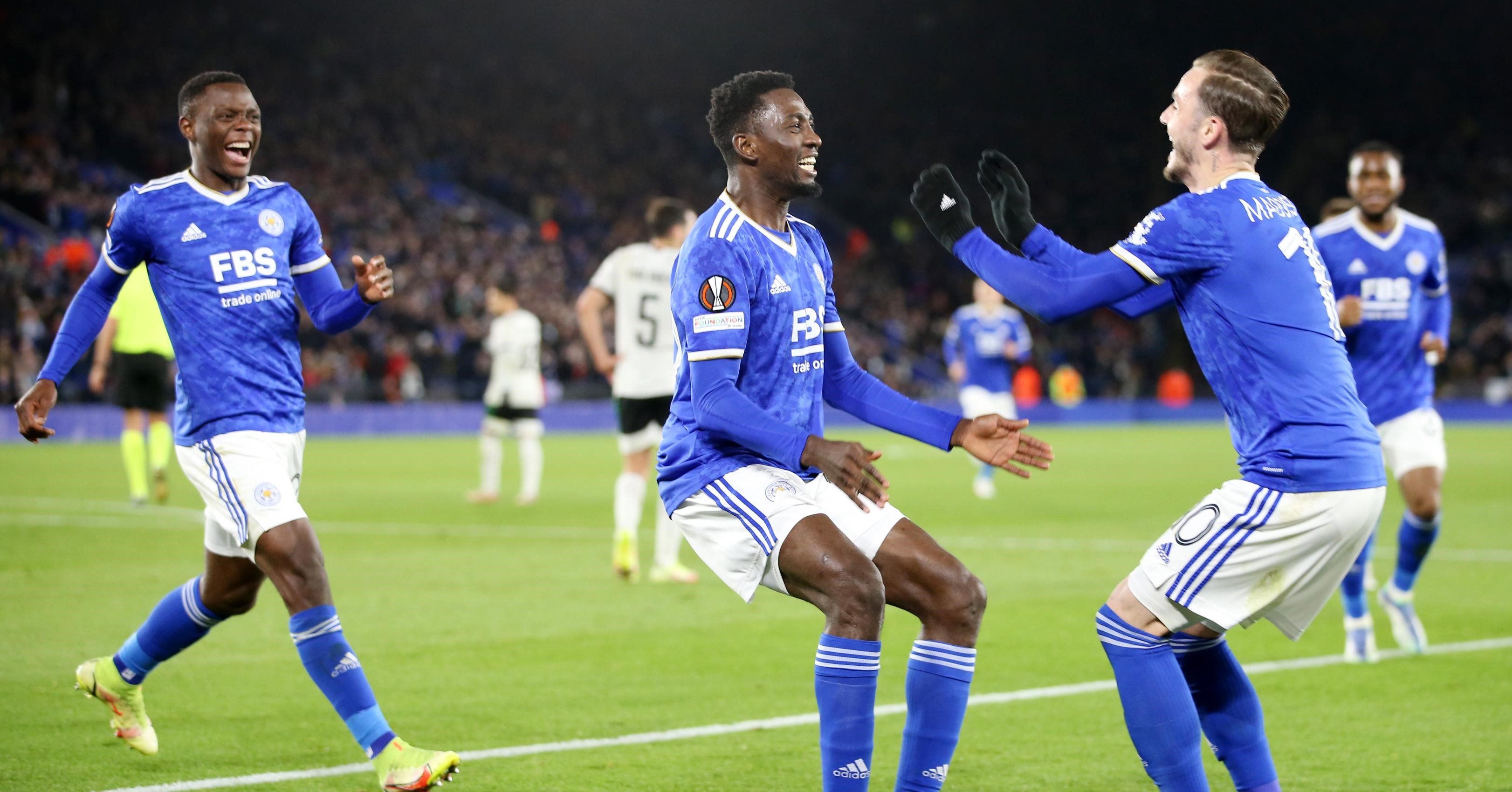 Leicester derrotó a Legia y se jugará ante Napoli el paso a octavos en la Europa League