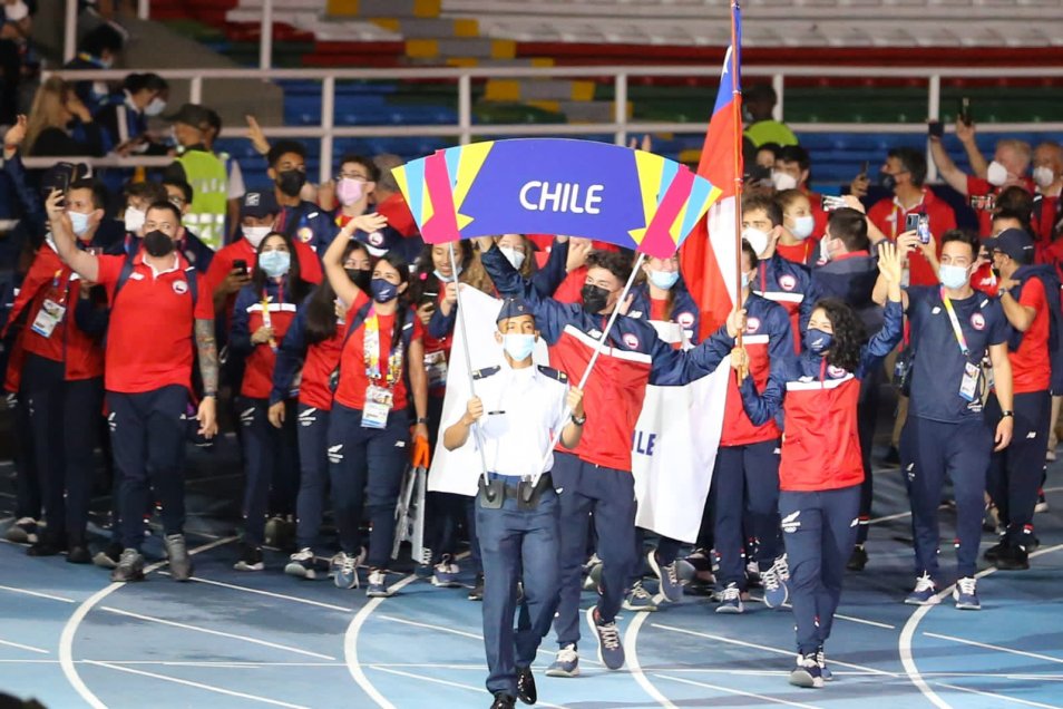 El Team Chile desfiló en la ceremonia inaugural de los Juegos Panamericanos Junior Cali 2021