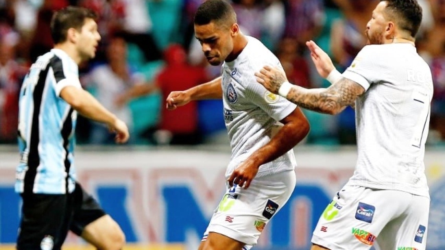 Gremio sufrió dura caída ante Bahía y quedó al borde del descenso en el Brasileirao