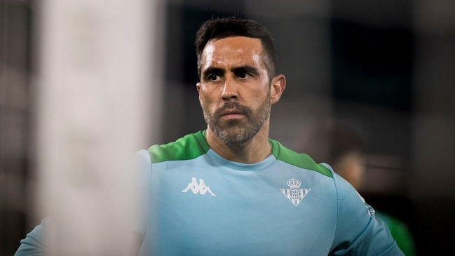 Manuel Pellegrini sinceró sus planes de renovar a Claudio Bravo en Real Betis