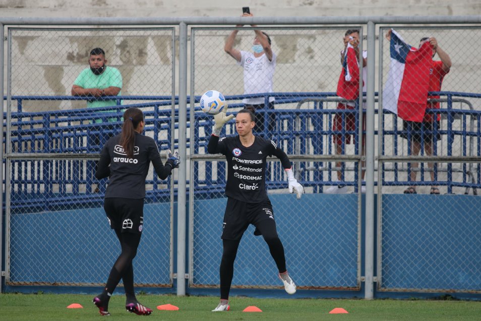 El último entrenamiento de La Roja Femenina antes de su duelo ante India