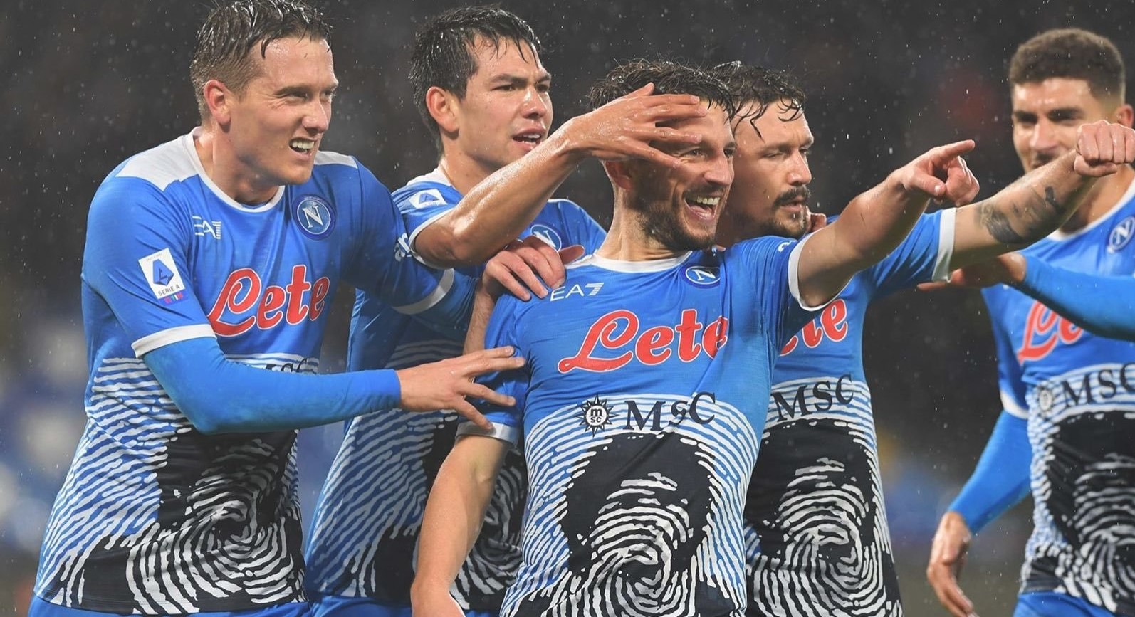 ¡En honor a Maradona! Napoli aplastó a Lazio y se afirmó como líder exclusivo en la Serie A