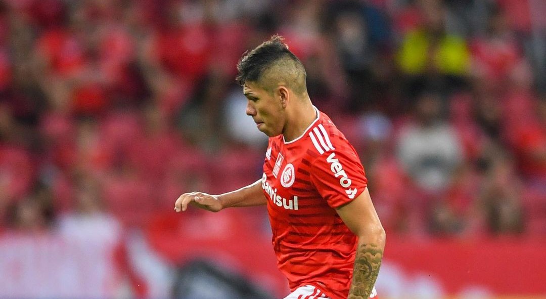 Carlos Palacios nuevamente fue titular en empate de Inter de Porto Alegre ante Santos