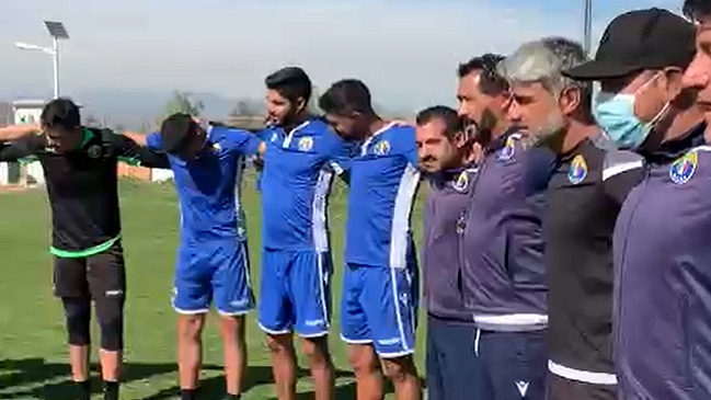 Audax Italiano inició el entrenamiento con el himno del club por su aniversario 111