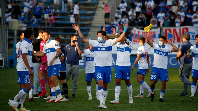 Hinchas de la UC reportan problemas para comprar entradas para el duelo ante Everton