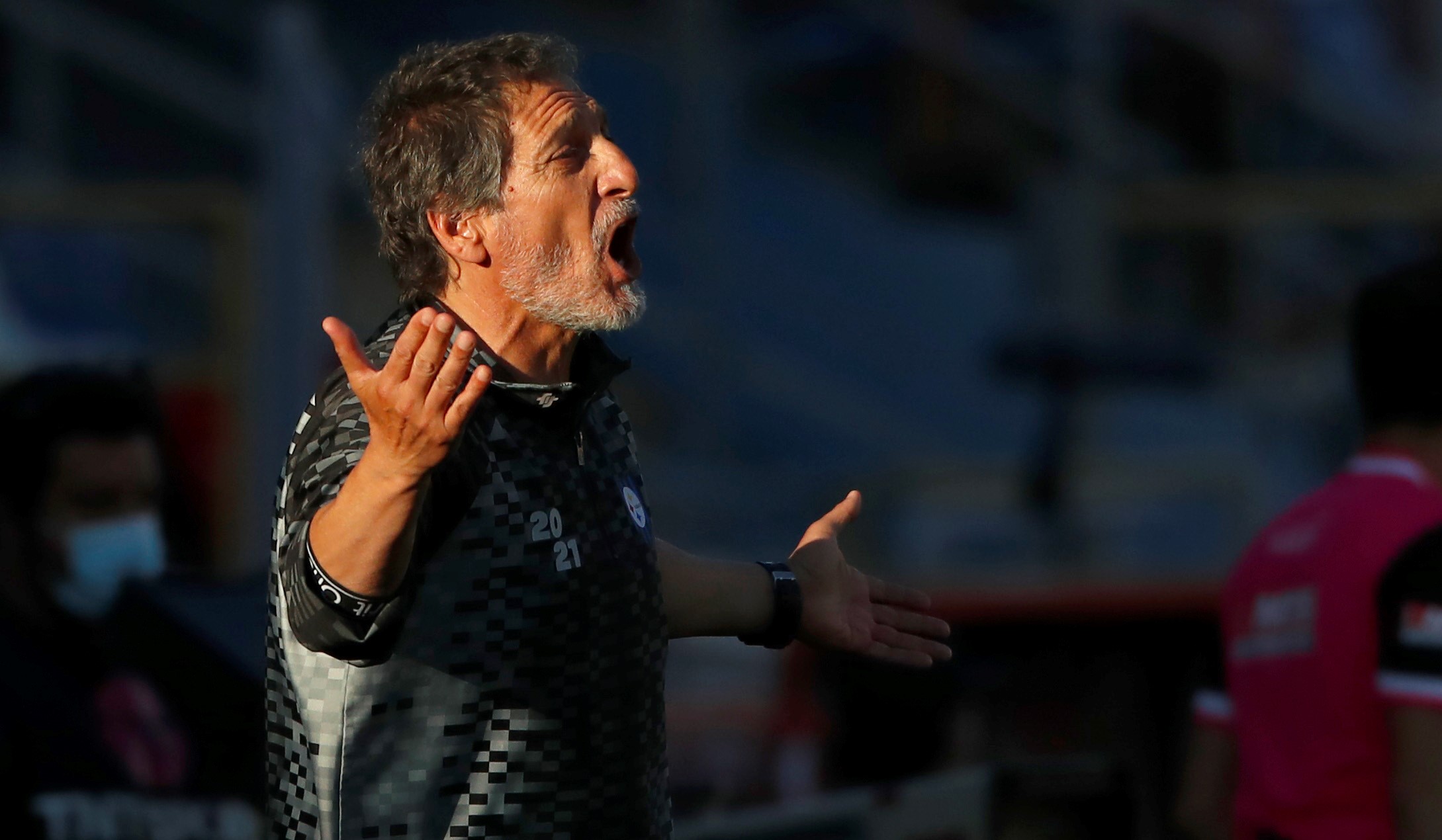 Mario Salas será técnico de Huachipato en 2022 sin importar el escenario tras duelo con Melipilla