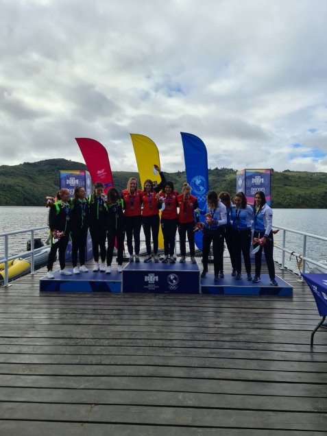 Chile sumó un nuevo oro en los Panamericanos Junior gracias al remo femenino