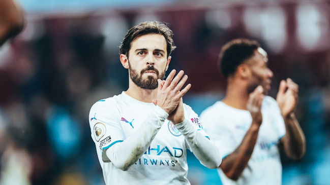 Bernardo Silva marcó un golazo de volea en triunfo de Manchester City sobre Aston Villa
