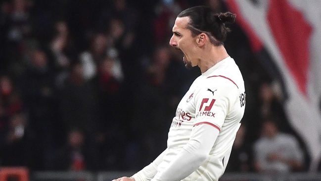 Zlatan Ibrahimovic clavó un potente tiro libre en triunfo de AC Milan sobre Genoa