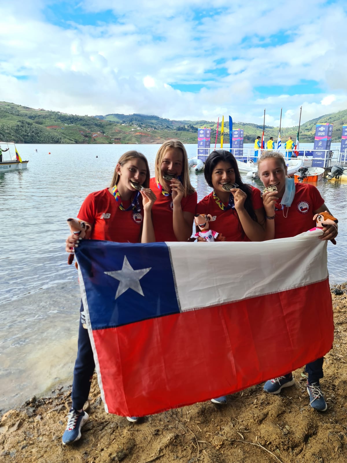 El remo femenino le dio el quinto oro a Chile en los Juegos Panamericanos de Cali
