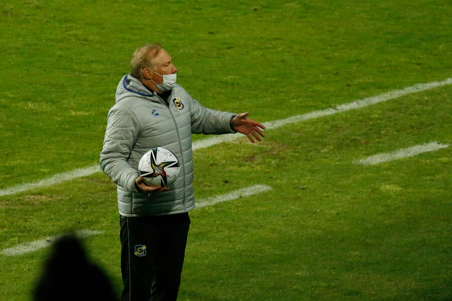 El mensaje de Roberto Sensini a Colo Colo: De nuestra parte habrá seriedad y ganas ante la UC