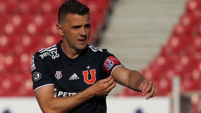 Walter Montillo se reunió con Roggiero en una semana clave para la U