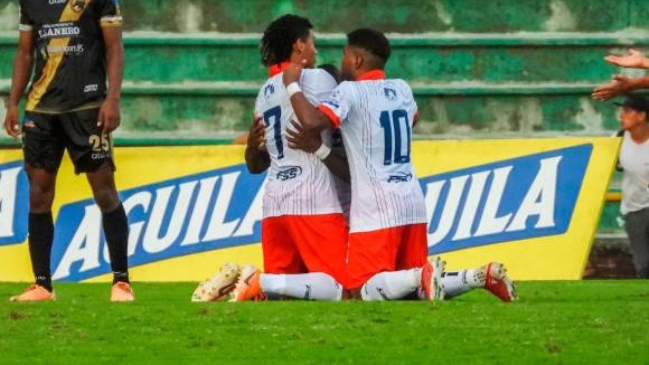 ¡Escándalo en Colombia! Equipo marcó dos goles en los descuentos y acusan a rivales de vendidos