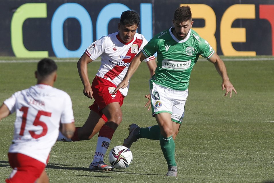 Curicó Unido deberá luchar por la permanencia al cosechar un estéril empate ante Audax Italiano