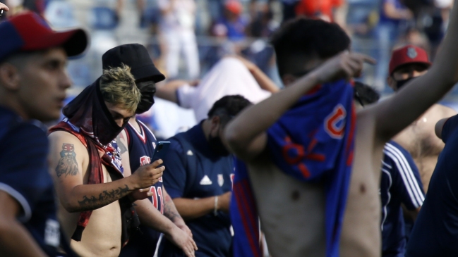 U. de Chile cubrirá gastos de reparación por memorial de O’Higgins destruido por sus hinchas