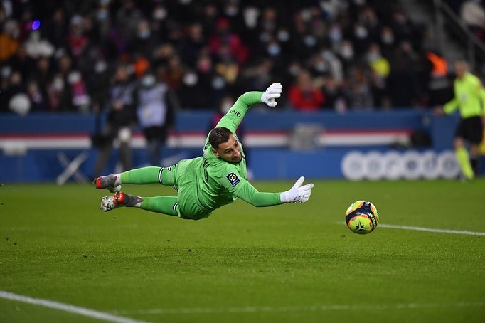 Ofensiva de ensueño: Messi, Cristiano, Lewandowski y Mbappé están en el once del año