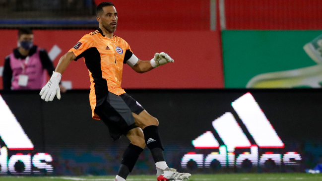 Pato Muñoz: Si se va Cortés, es el momento para que Colo Colo le haga una oferta a Claudio Bravo