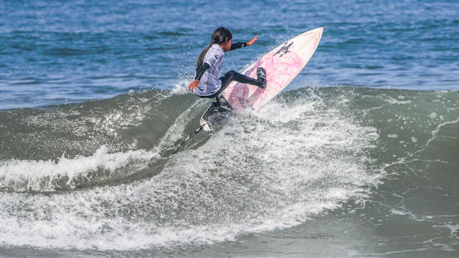 El Arica Pro Tour tuvo una exitosa primera jornada para el surf chileno